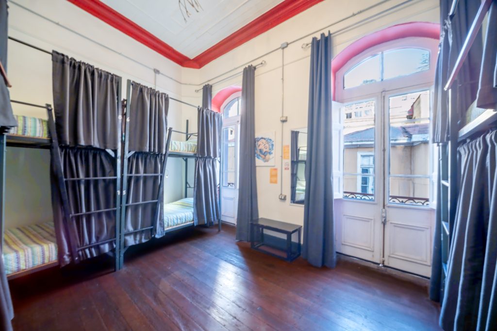 camarotes economicos en habitaciones compartidas en valparaiso